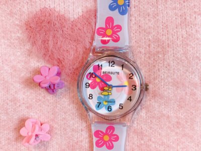 Reloj para Niñas, Elegante Estilo Colorido Pequeña Flor