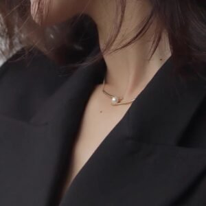 Collar de Perla Natural Akoya – Diseño Sencillo en 14K Plateado - Imagen 3