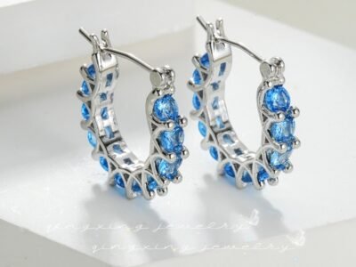 Pendientes Diseño De U Cerrojo Sensacion Premium Con Circonita Estilistica