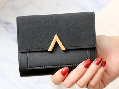 Monedero corto multifuncional para estudiante con hebilla triangular Color Negro